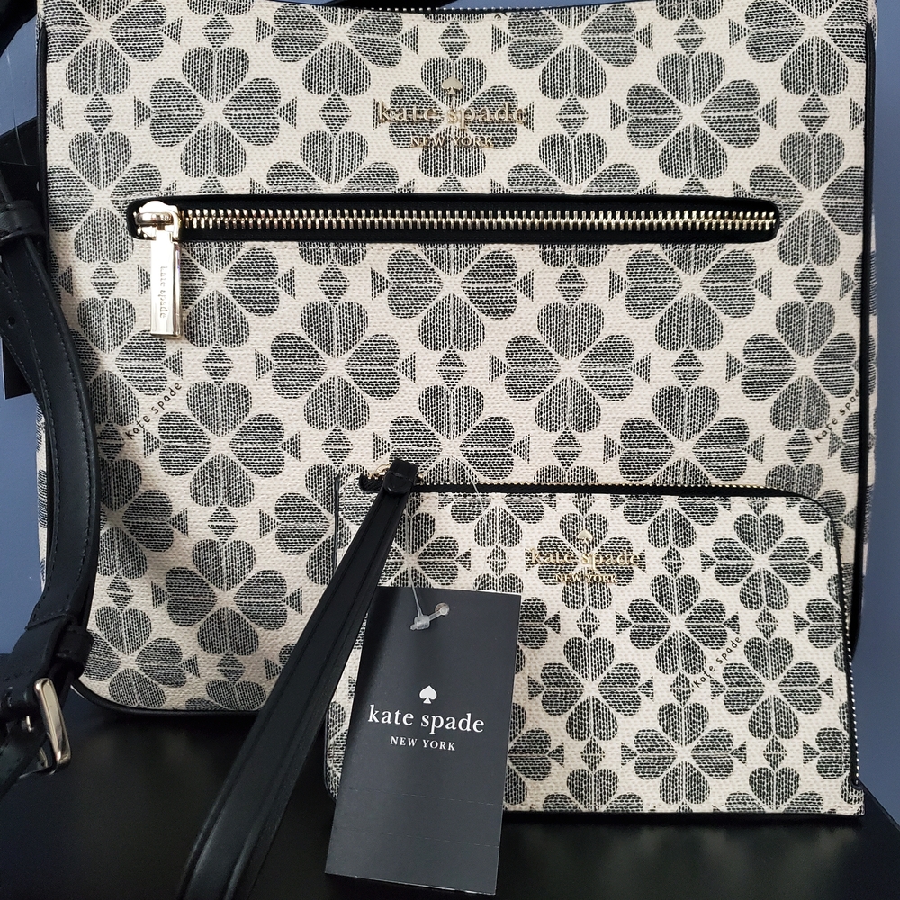 Kate Spade Large Spade Crossbody And Wristlet Set - Brand New With Tags - Picture 2 of 8